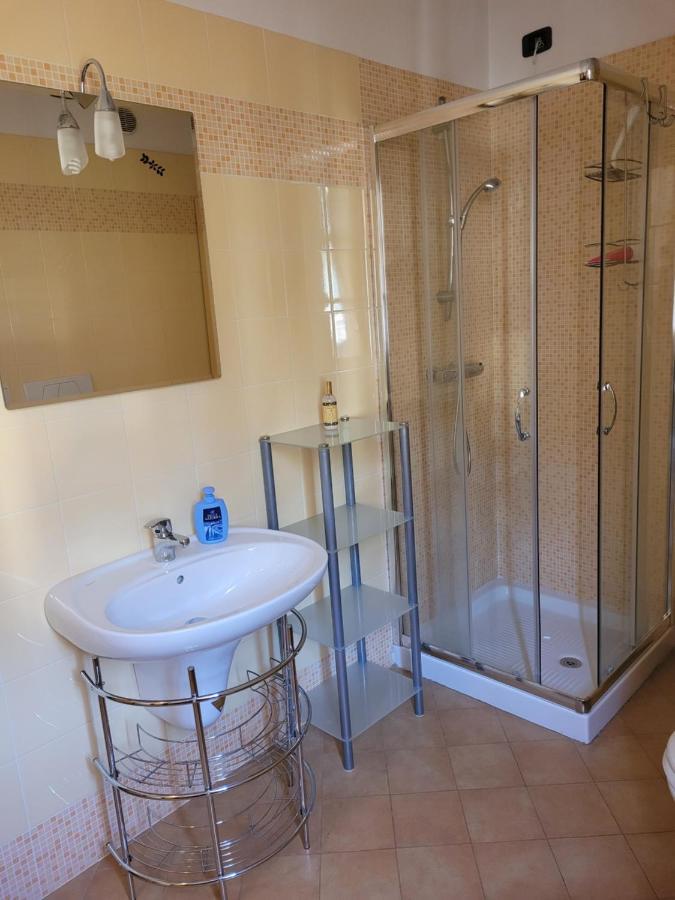 Casa Ibisco Lägenhet Tenno Exteriör bild